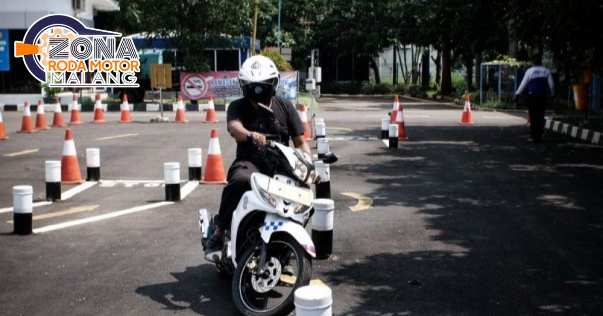 Rahasia sukses buat sim motor c anti ribet